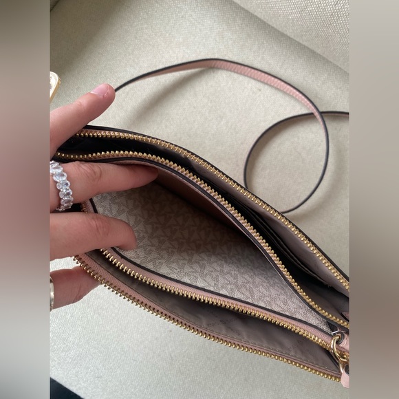 Michael Kors Bag - Picture 11 of 11